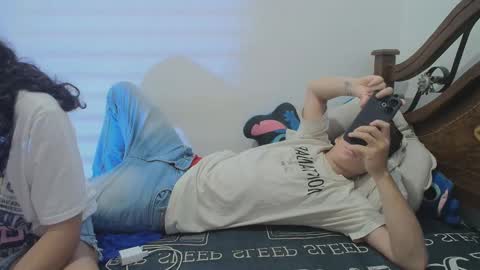 Snapshot of aria_arthur chatting on 10.10.25 aria_arthur online show from 10.10.25