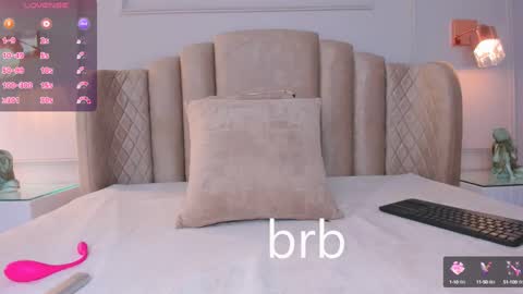 Snapshot of aria_greco chatting on 12.03.24 Aria  online show from 12.03.24