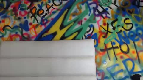 Snapshot of aria_martiin chatting on 01.27.25 aria online show from 01.27.25