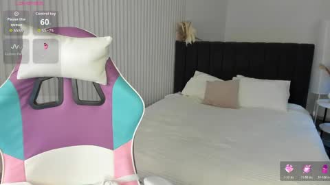 aria_mila online show from 06.02.26