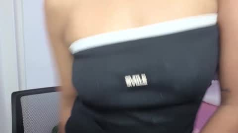 Snapshot of aria_russo chatting on 02.02.26 Aria online show from 02.02.26