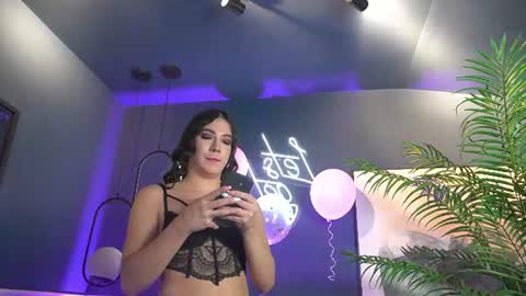 Snapshot of ariaa_isabell chatting on 06.12.26 Ariaa online show from 06.12.26