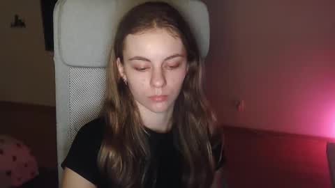 AriaCreazy online show from 11.20.25