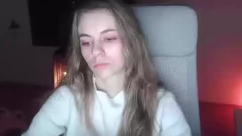 AriaCreazy online show from 12.16.25