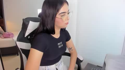 Snapshot of ariadna_boneville chatting on 02.16.26 A R I A D N A online show from 02.16.26