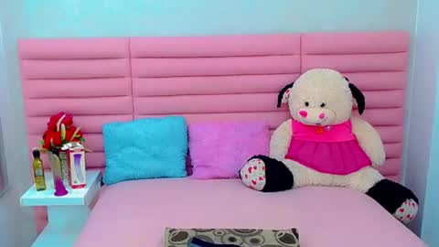 Snapshot of ariadna_princes chatting on 05.15.26 ARIADNA online show from 05.15.26