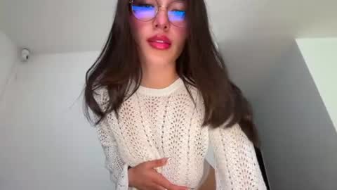 Snapshot of ariadnaz chatting on 07.03.26 ARIADNA IM NEW HERE THANK YOU VERY MUCH FOR FOLLOWING ME online show from 07.03.26