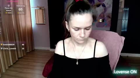 AriaGray online show from 04.11.26