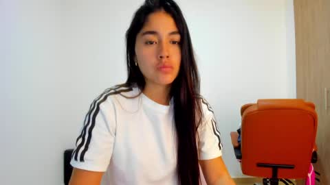 Aria Montgomery online show from 04.15.26