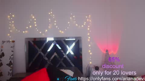 Snapshot of ariana_devil1 chatting on 01.13.25 ariana devil online show from 01.13.25