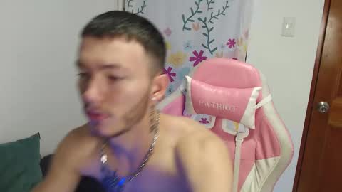 Snapshot of ariana_esteban07 chatting on 02.24.26 ariana_esteban07 online show from 02.24.26