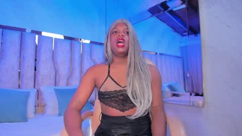 ariana_grande233 online show from 03.30.26