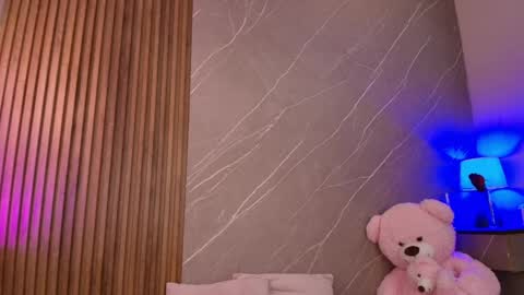 Ariana online show from 05.19.26