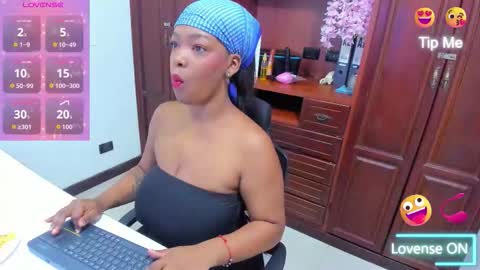 Andrea online show from 11.17.25