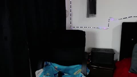 help me 100 hands up my OF is Free  online show from 11.15.25