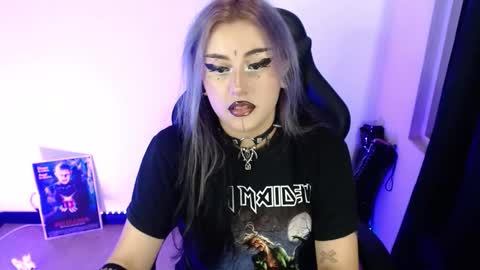 help me 100 hands up my OF is Free  online show from 03.06.26