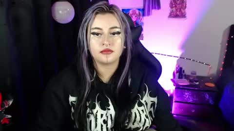 help me 100 hands up my OF is Free  online show from 07.11.26