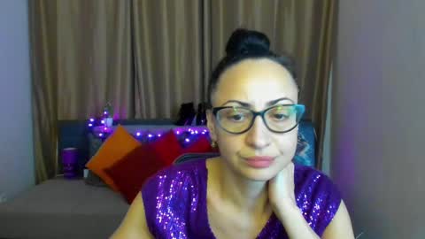 Snapshot of arianna_tifany chatting on 12.29.24 Arianna online show from 12.29.24