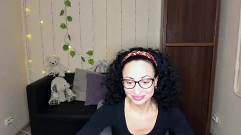 Snapshot of arianna_tifany chatting on 01.21.25 Arianna online show from 01.21.25