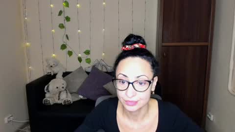 Snapshot of arianna_tifany chatting on 01.22.25 Arianna online show from 01.22.25