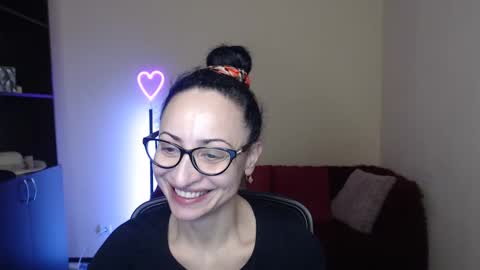Snapshot of arianna_tifany chatting on 02.07.25 Arianna online show from 02.07.25