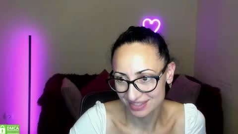 Snapshot of arianna_tifany chatting on 09.10.25 Arianna online show from 09.10.25