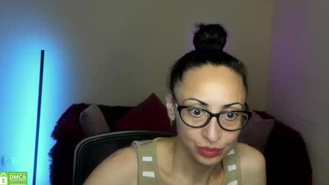 Snapshot of arianna_tifany chatting on 09.17.25 Arianna online show from 09.17.25