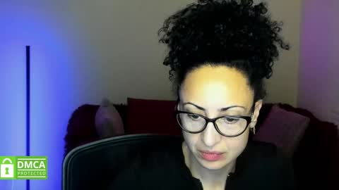 Snapshot of arianna_tifany chatting on 10.01.25 Arianna online show from 10.01.25