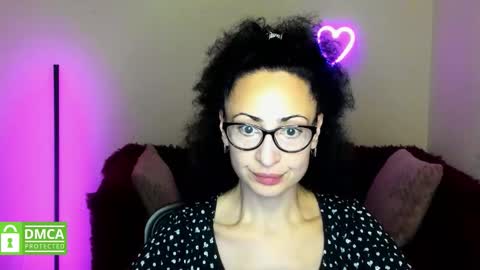 Snapshot of arianna_tifany chatting on 10.06.25 Arianna online show from 10.06.25