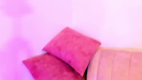 Arianna Dawson online show from 04.28.26