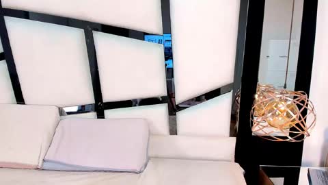 Snapshot of ariannarussell1 chatting on 05.29.26 ariannarussell1 online show from 05.29.26