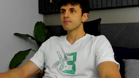 Snapshot of ariasaadeh chatting on 09.09.25 ariasaadeh online show from 09.09.25