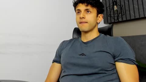 Snapshot of ariasaadeh chatting on 09.10.25 ariasaadeh online show from 09.10.25