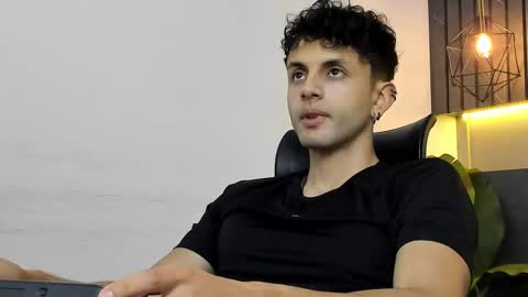 Snapshot of ariasaadeh chatting on 09.17.25 ariasaadeh online show from 09.17.25