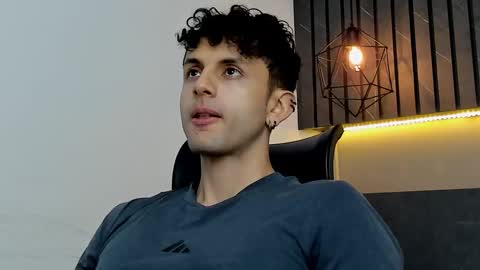 Snapshot of ariasaadeh chatting on 09.23.25 ariasaadeh online show from 09.23.25