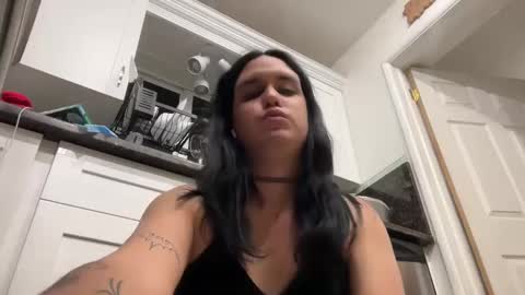 Snapshot of ariawestlove chatting on 12.02.24 Aria online show from 12.02.24