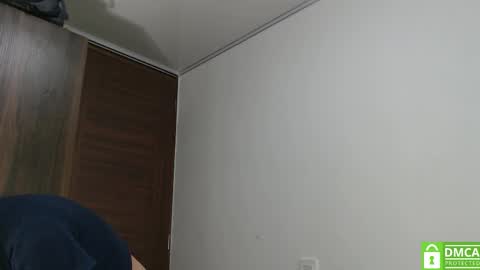 Ari Bunnie  online show from 03.07.26