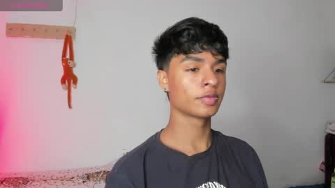 ariel_adan online show from 04.05.26