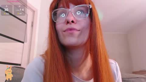 Snapshot of ariel_donovan chatting on 10.06.25 Ariel Donovan online show from 10.06.25