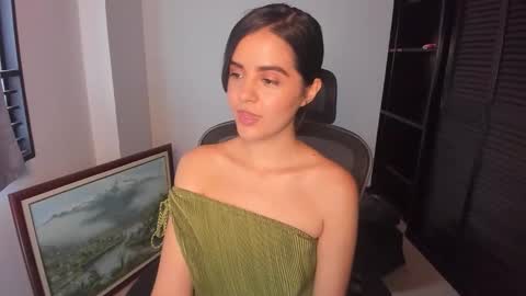 Ariel Pink Diamond online show from 10.06.25