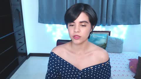 Snapshot of ariel_pinkdiamond chatting on 04.17.26 Ariel Pink Diamond online show from 04.17.26