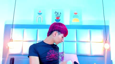 ARIEL VILLA online show from 02.06.25