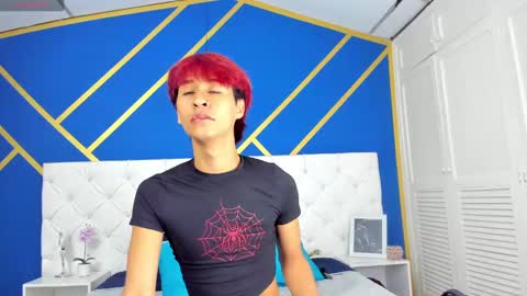 ARIEL VILLA online show from 03.06.25