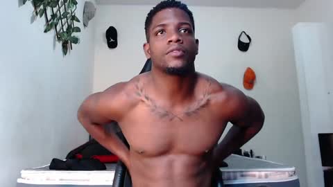 Snapshot of arielbronwxxx chatting on 02.01.25 chris online show from 02.01.25