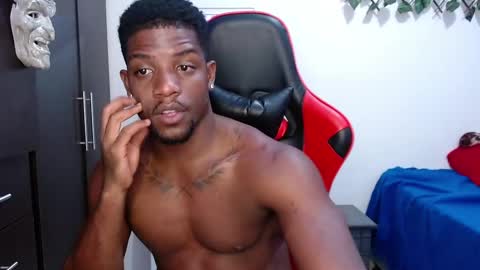 Snapshot of arielbronwxxx chatting on 03.07.25 chris online show from 03.07.25
