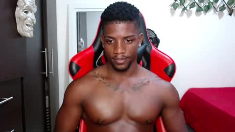 Snapshot of arielbronwxxx chatting on 03.11.25 chris online show from 03.11.25