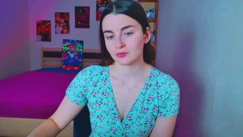arielstonks_lovee online show from 01.15.25