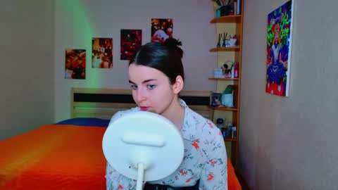 arielstonks_lovee online show from 02.28.25