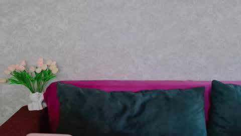 arielstonks_lovee online show from 11.17.25