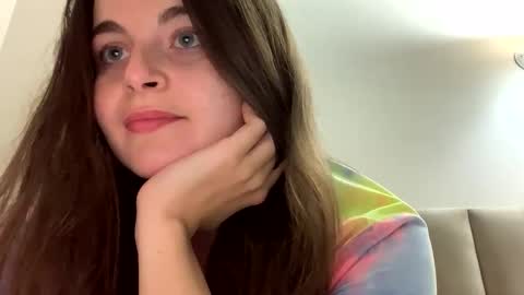 arielstonks_lovee online show from 02.20.26